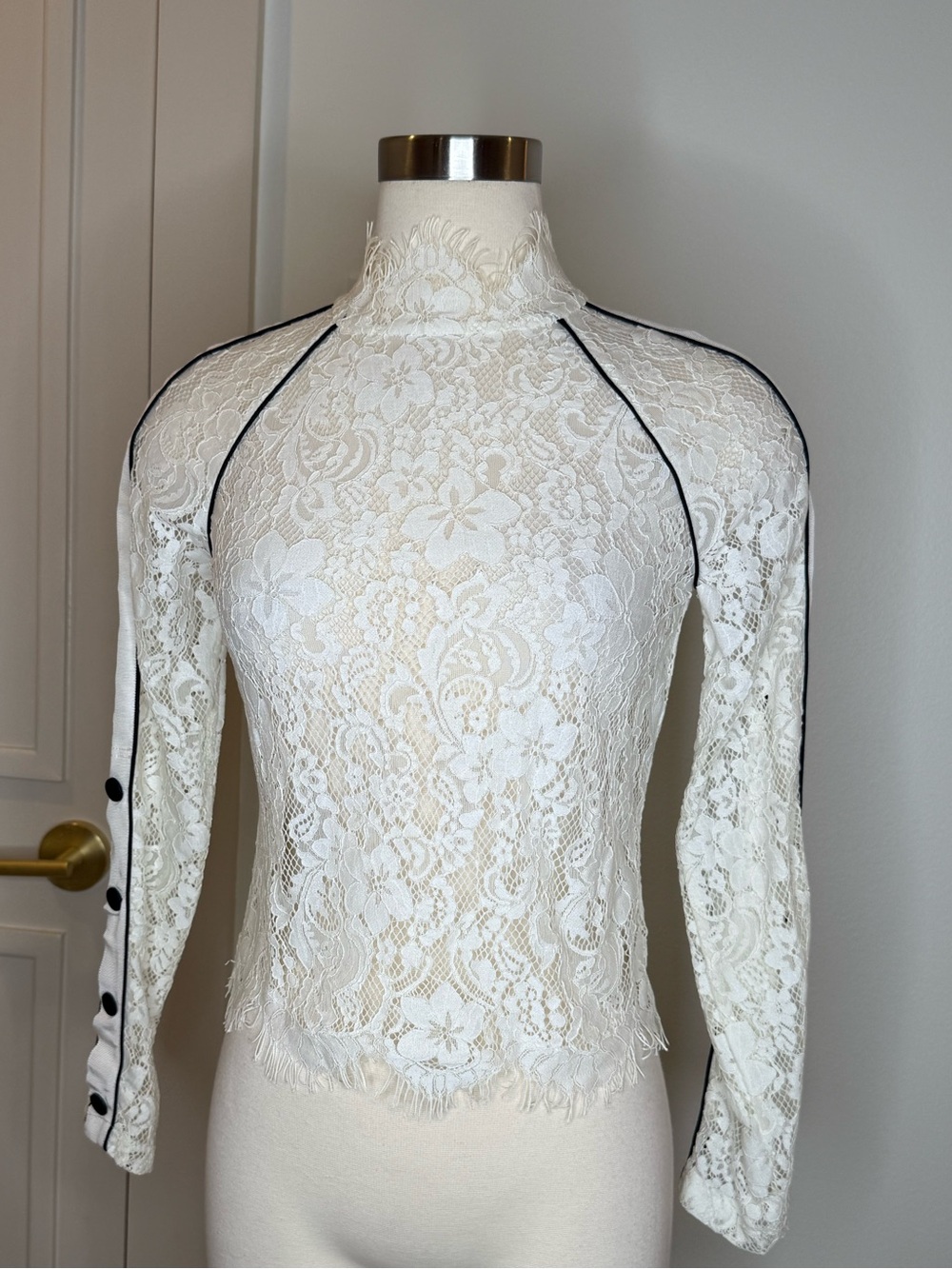 Women's White Lace Mock Neck Long-Sleeve Top